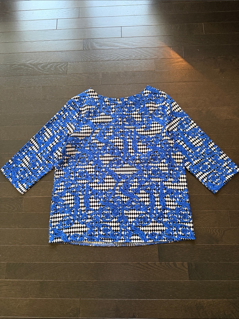Miss Linch Blue & White Jacquard-Style Top